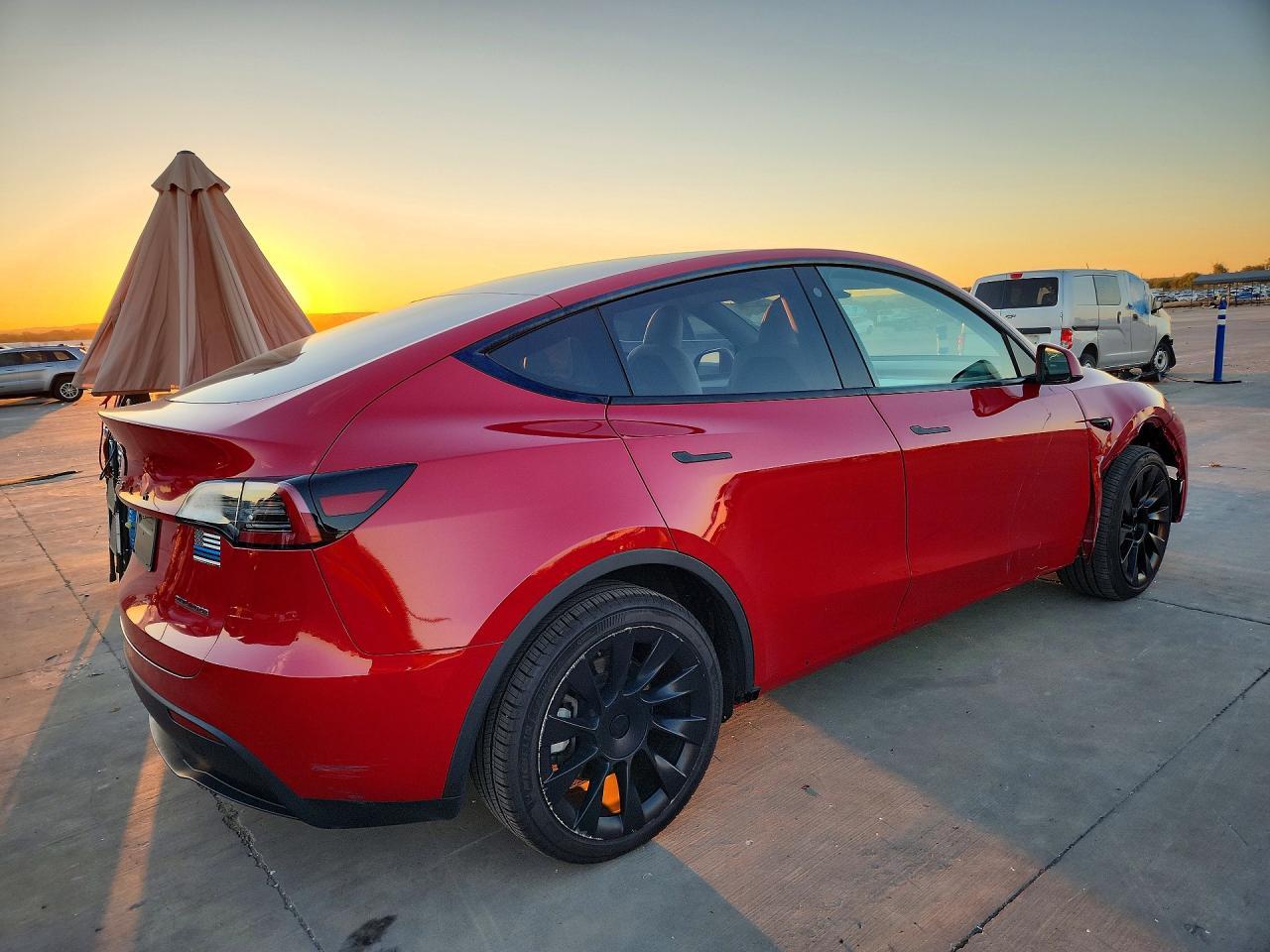 2023 Tesla Model Y - Фото 3