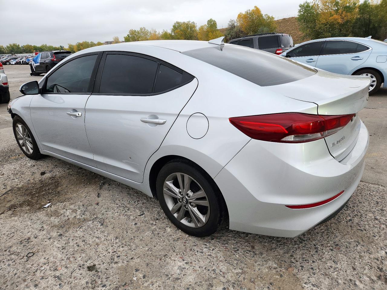 2017 Hyundai Elantra Se - Фото 2