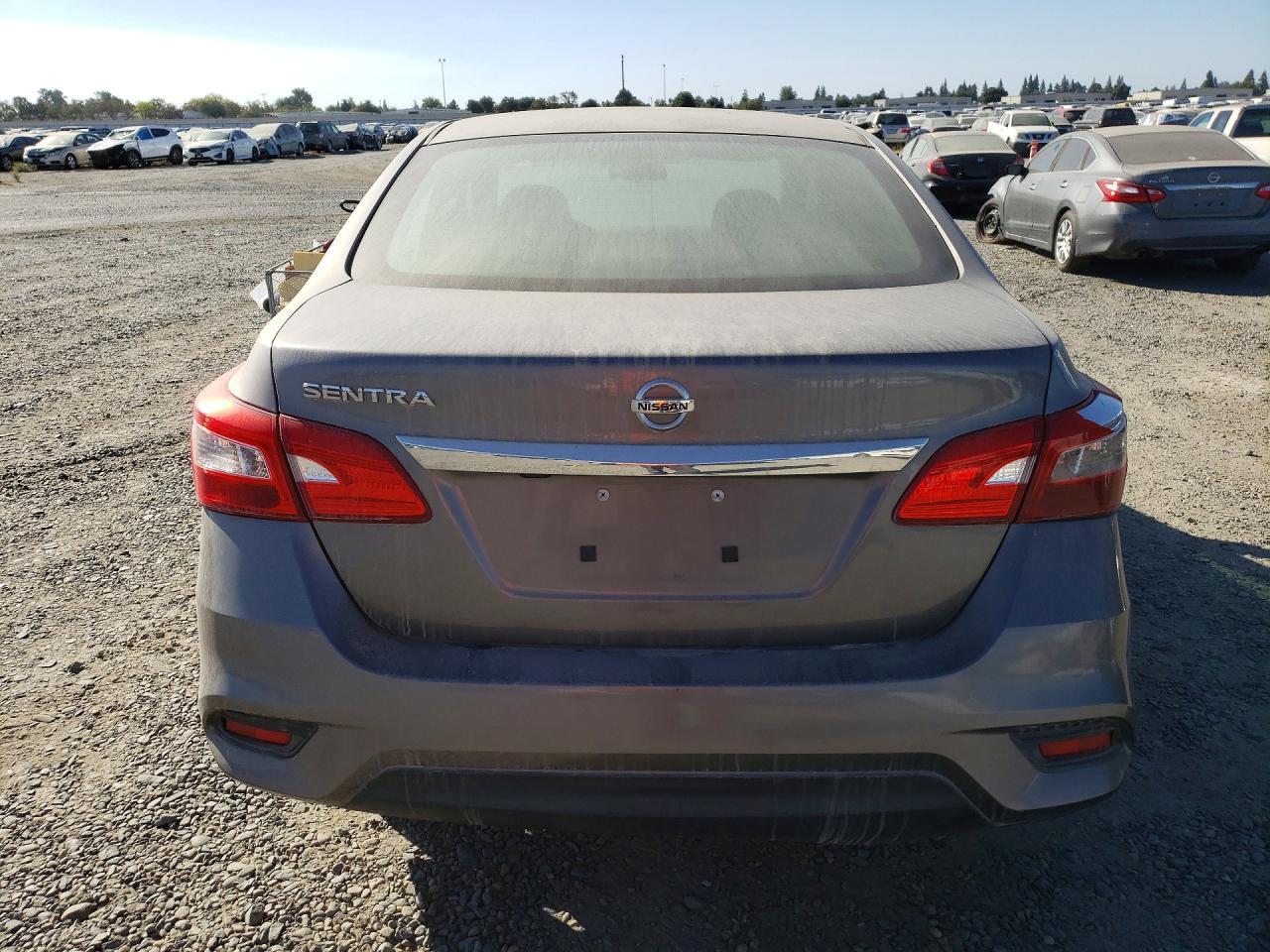 2019 Nissan Sentra S - Image 6