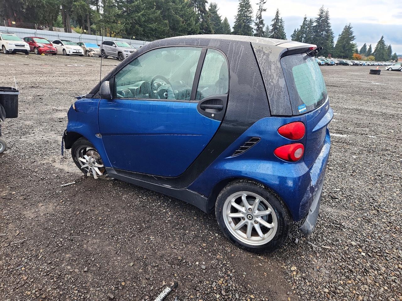 2009 Smart Fortwo Pure - Image 2