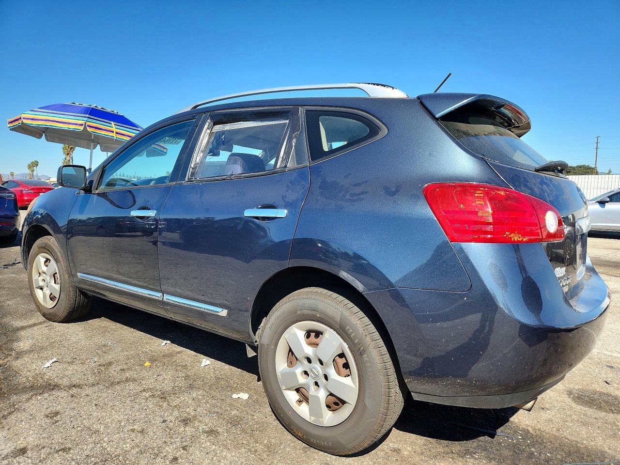 2015 Nissan Rogue Select S - Фото 2