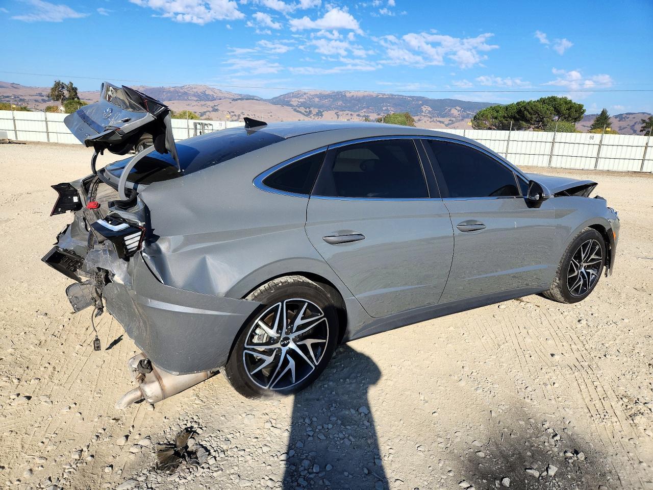 2022 Hyundai Sonata Se - Image 3