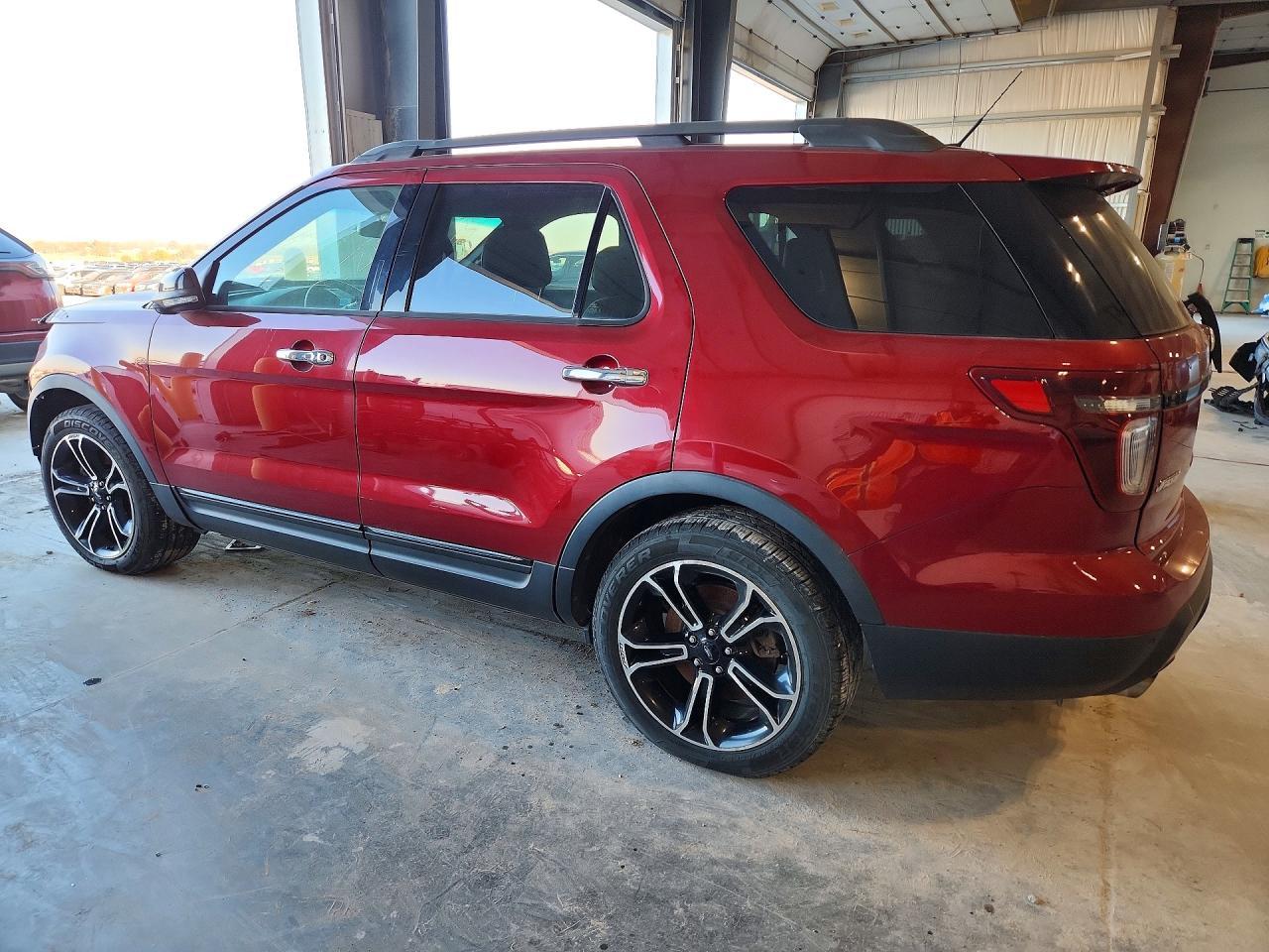2013 Ford Explorer Sport - Image 2
