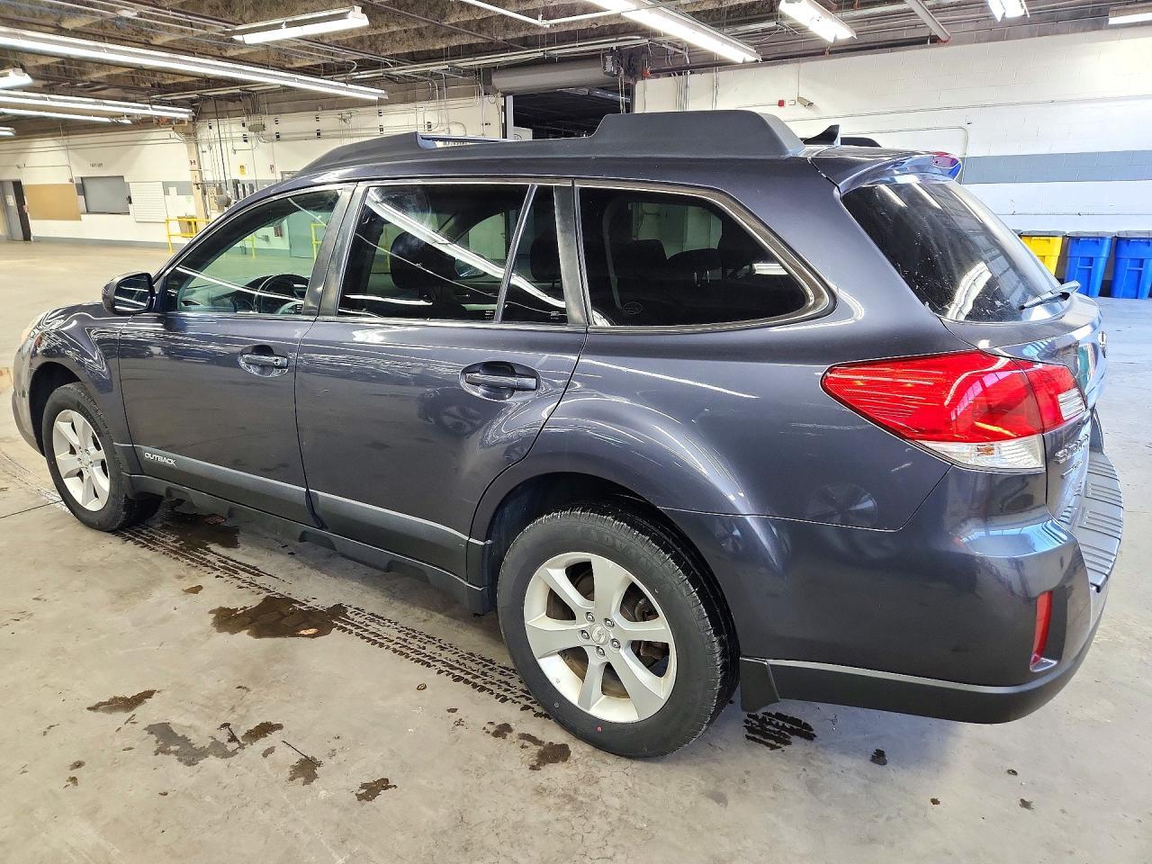 2014 Subaru Outback 2.5I Premium - Фото 2