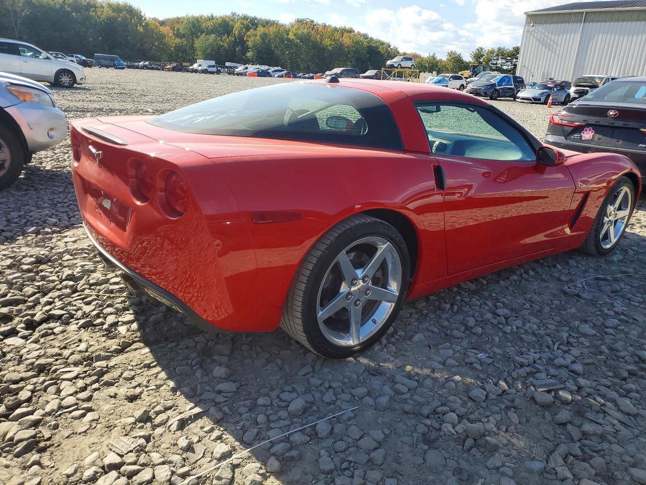 2005 Chevrolet Corvette - Фото 3