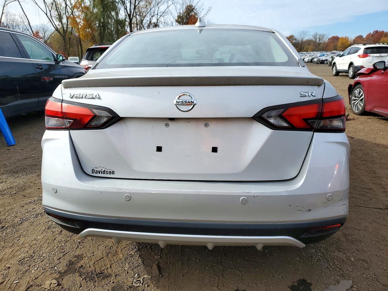 2020 Nissan Versa Sr - Фото 6
