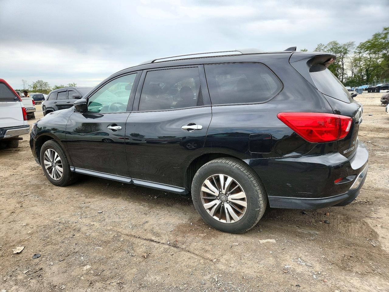 2020 Niss Pathfinder 4Wd 4D Suv Sl - Image 2