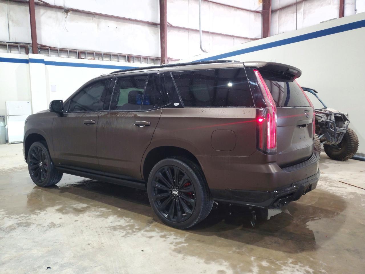 2025 Cadillac Escalade V - Image 2