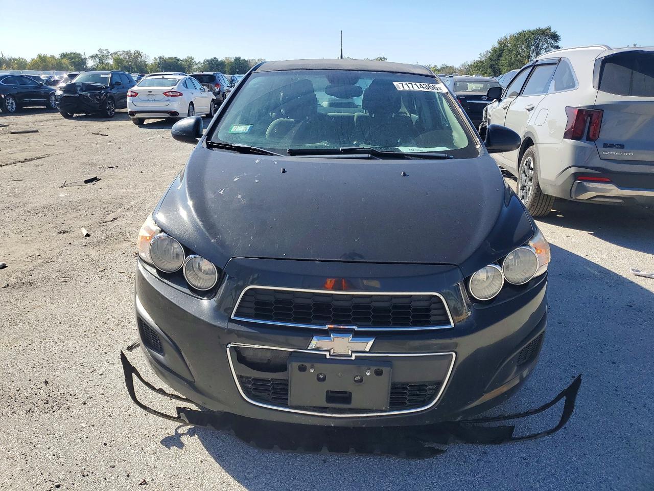 2013 Chevrolet Sonic Ls - Image 5