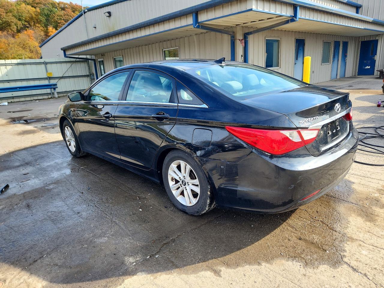 2013 Hyundai Sonata Gls - Фото 2