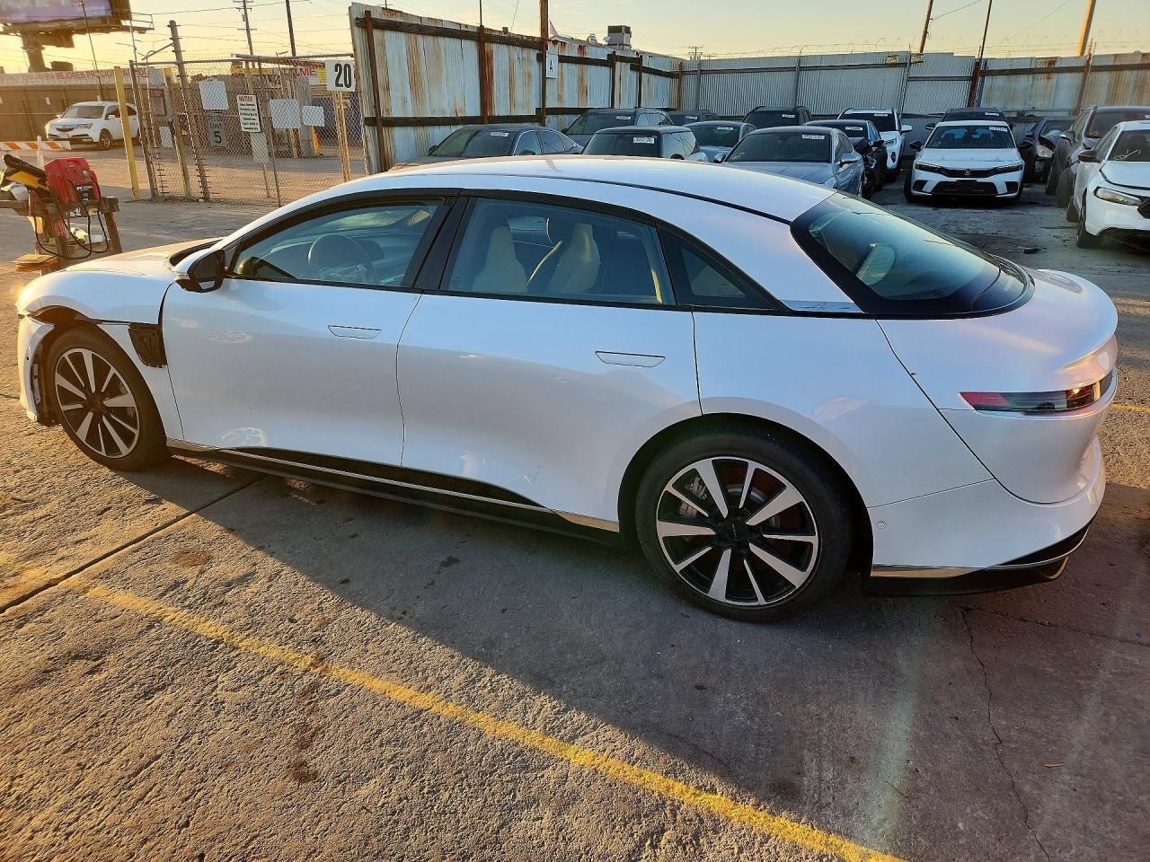 2024 Lucid Motors Air Touring - Фото 2