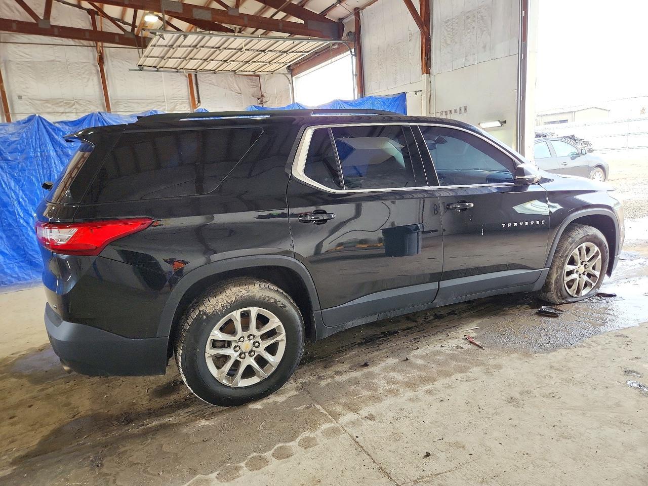 2019 Chevrolet Traverse Lt - Фото 3
