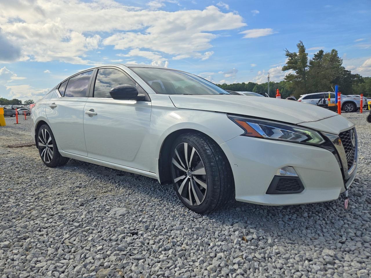 2020 Nissan Altima Sr - Image 4