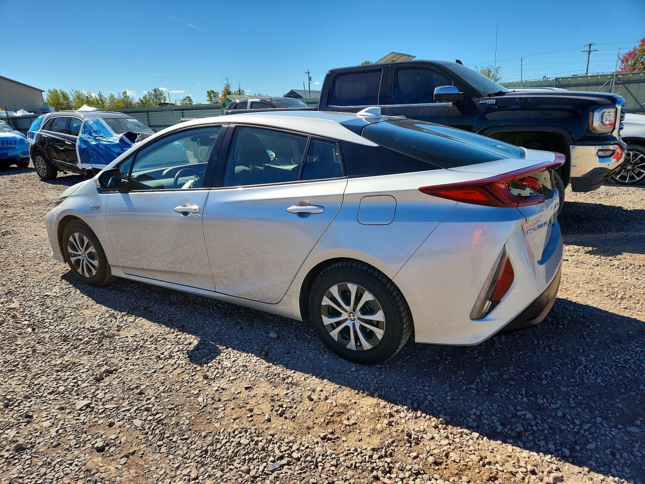 2022 Toyota Prius Prime Le - Image 2