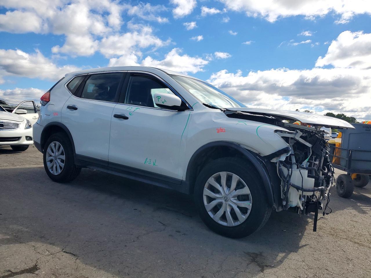 2017 Nissan Rogue S - Фото 4