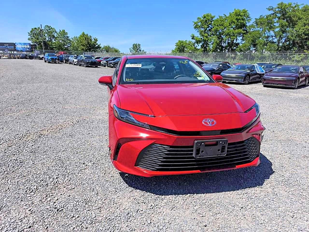 2025 Toyota Camry Le - Фото 5