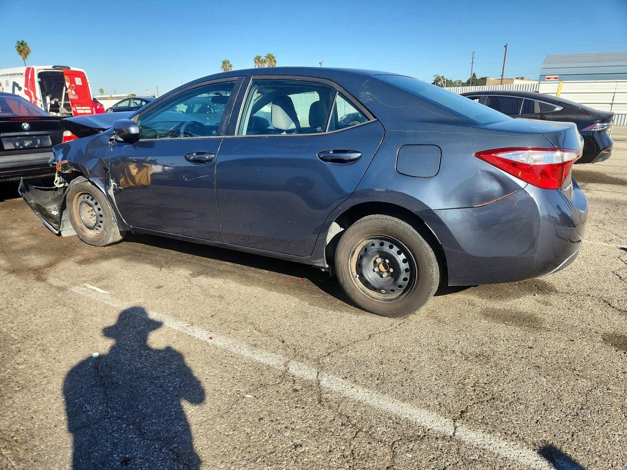 2016 Toyota Corolla Le Plus - Фото 2