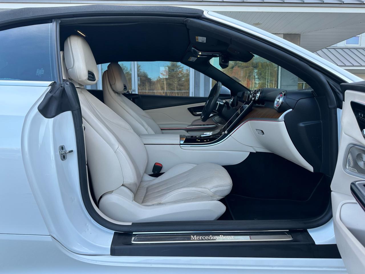 2024 Mercedes-Benz Cle 450 4Matic - Image 5