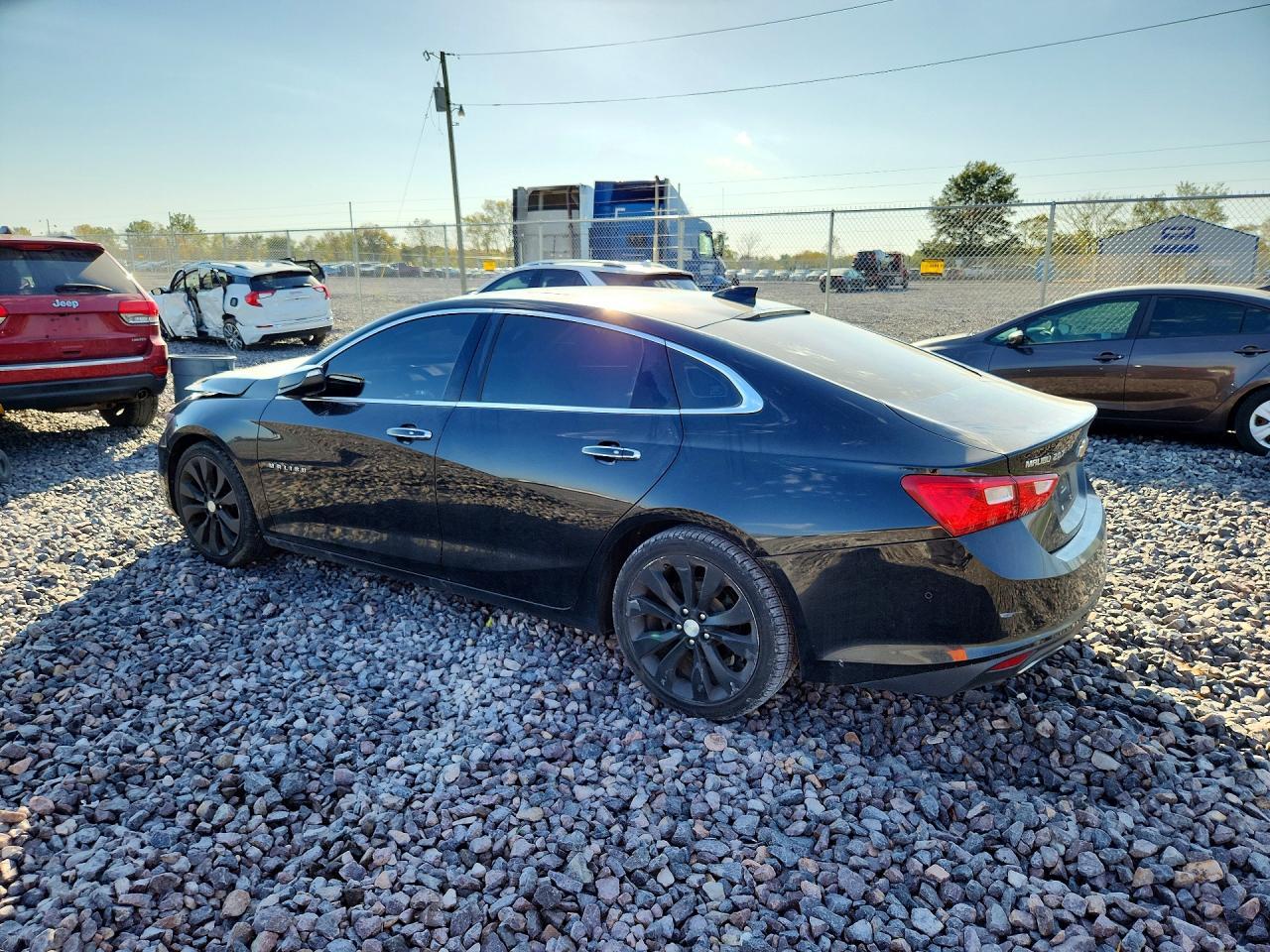2016 Chevrolet Malibu Premier - Image 2