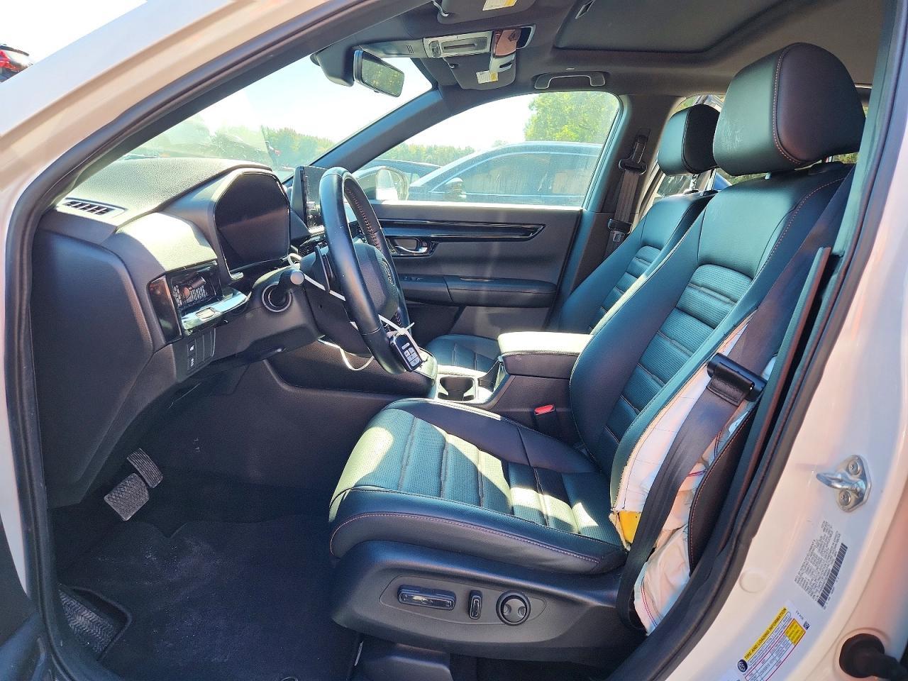 2025 Honda Cr-V Sport Touring - Image 7