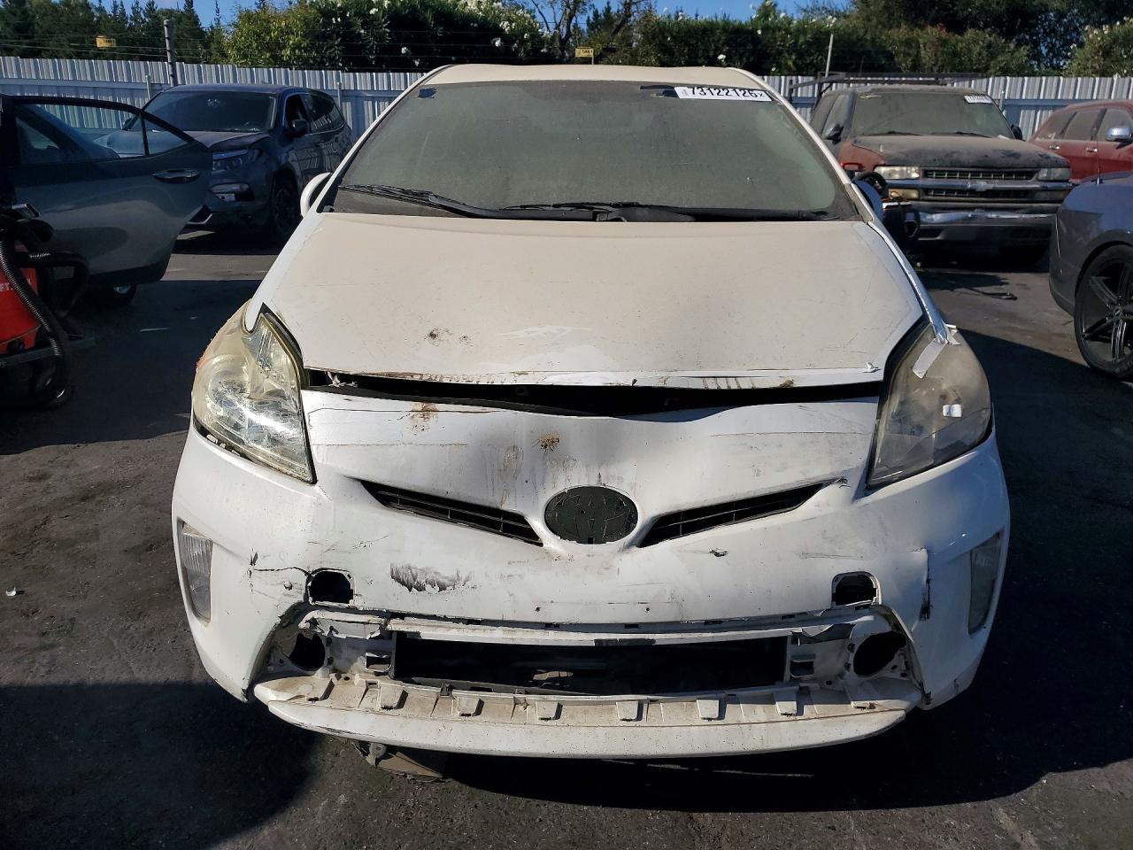 2015 Toyota Prius Two - Фото 5