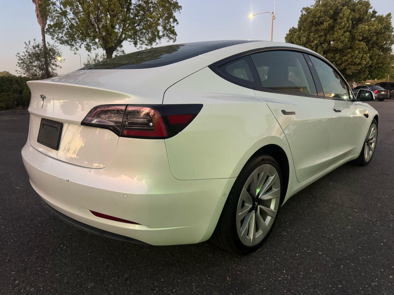 2021 Tesla Model 3 - Фото 4