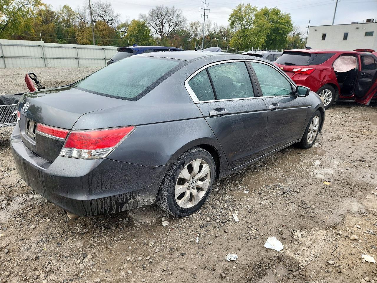 2012 Honda Accord Lx - Фото 3