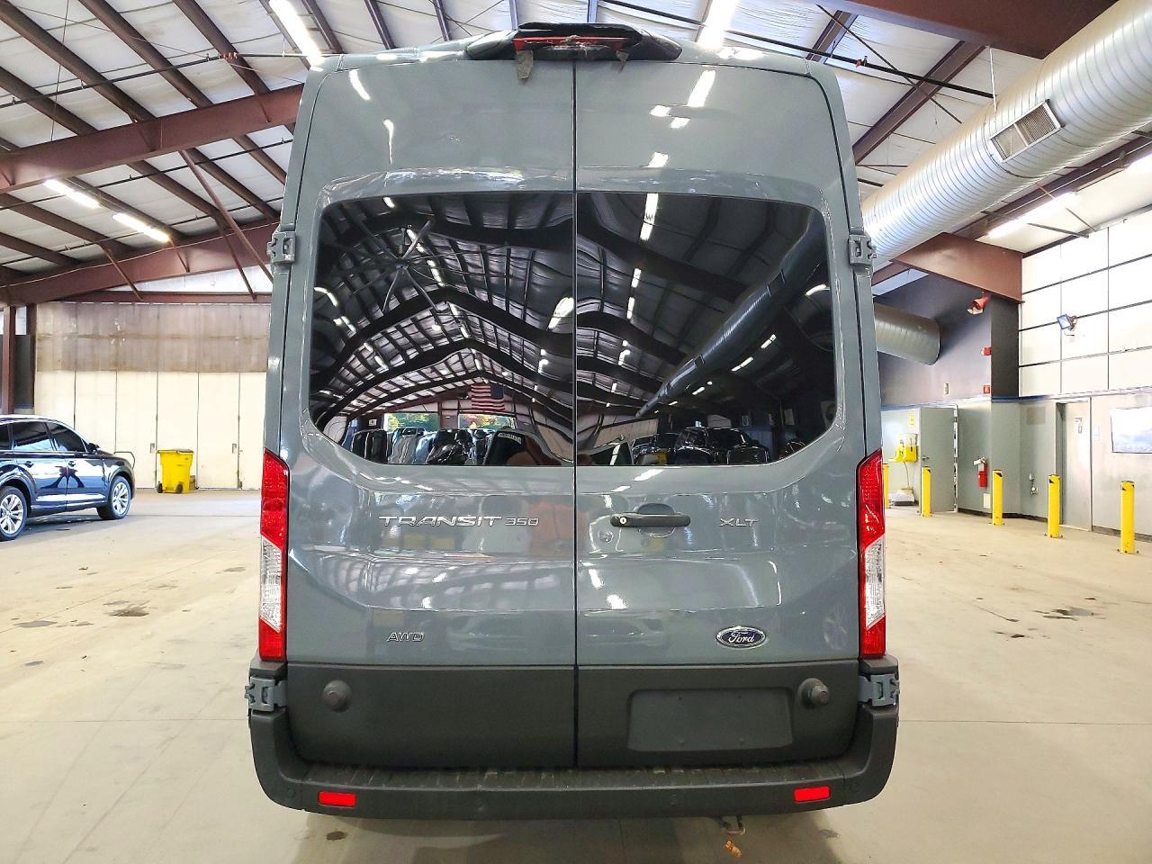 2024 Ford Transit T-350 - Фото 6
