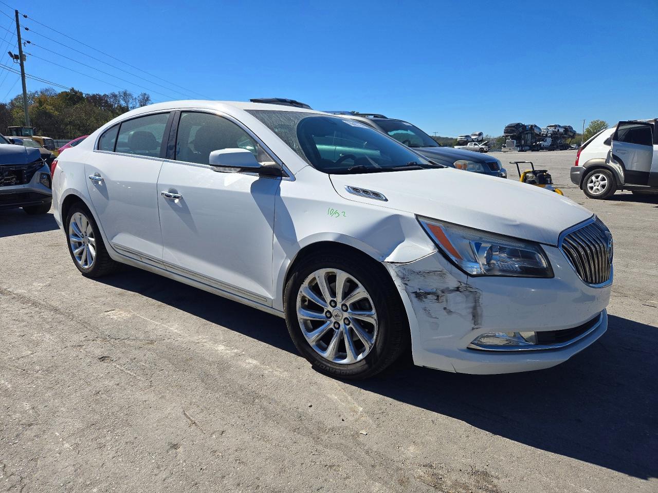 2014 Buick Lacrosse - Image 4