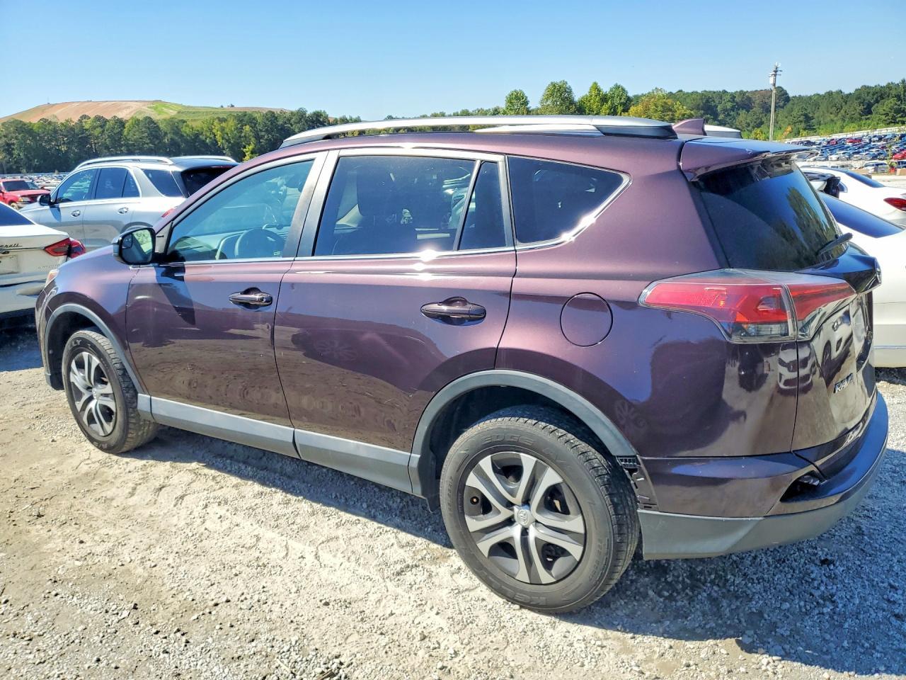 2017 Toyota Rav4 Le - Image 2