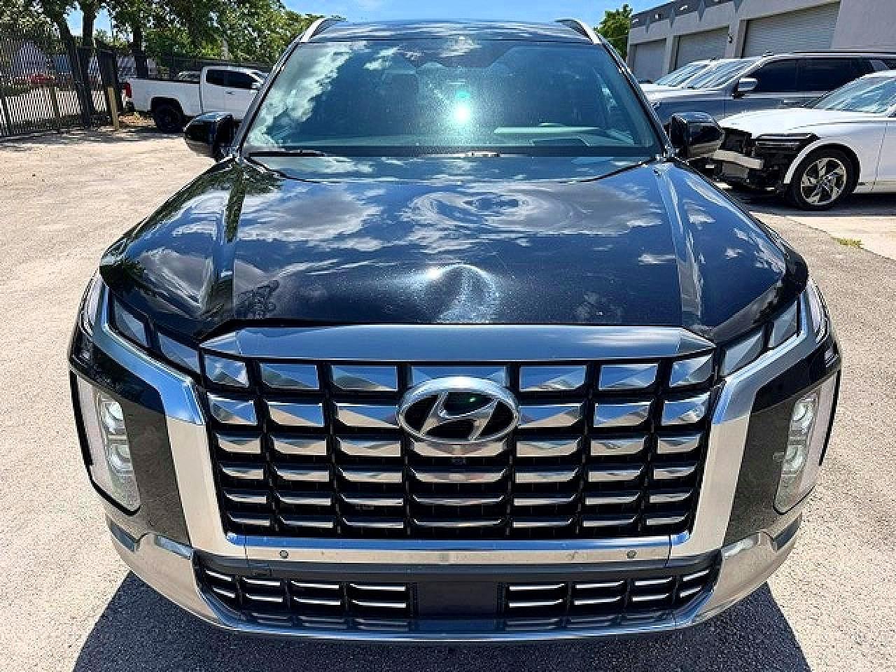 2023 Hyundai Palisade Calligraphy - Image 5