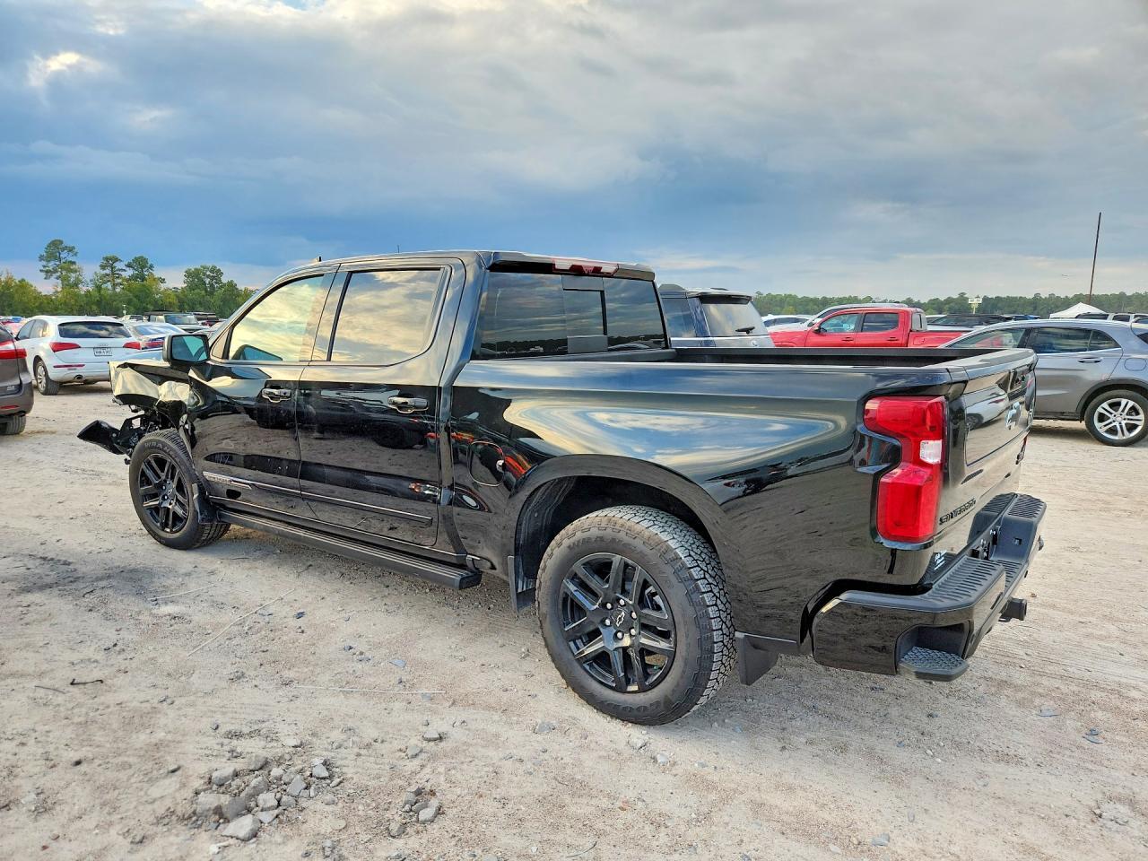 2026 Chevrolet Silverado K1500 High Country - Image 2