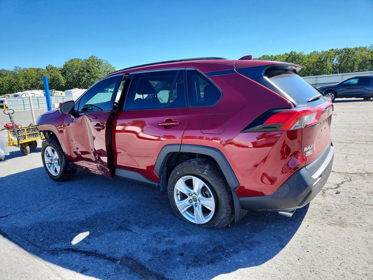 2021 Toyota Rav4 Xle - Фото 2