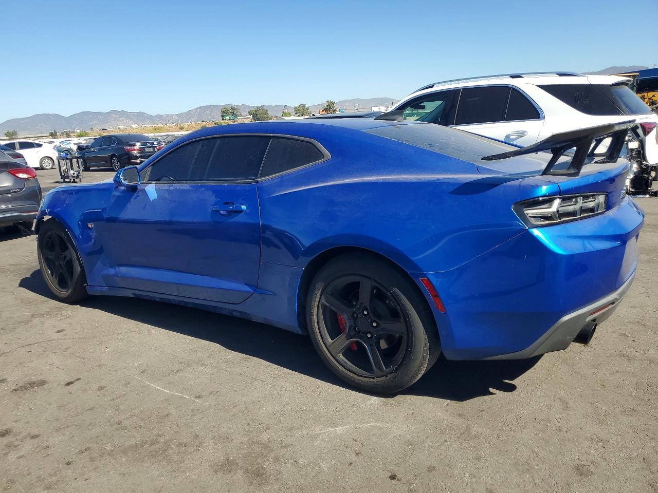 2017 Chevrolet Camaro Lt - Фото 2