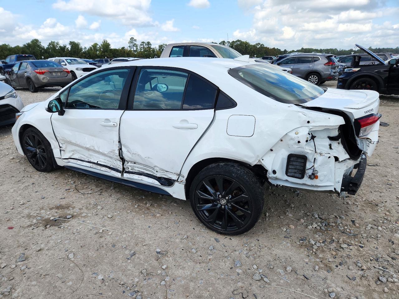 2024 Toyota Corolla Se - Фото 2