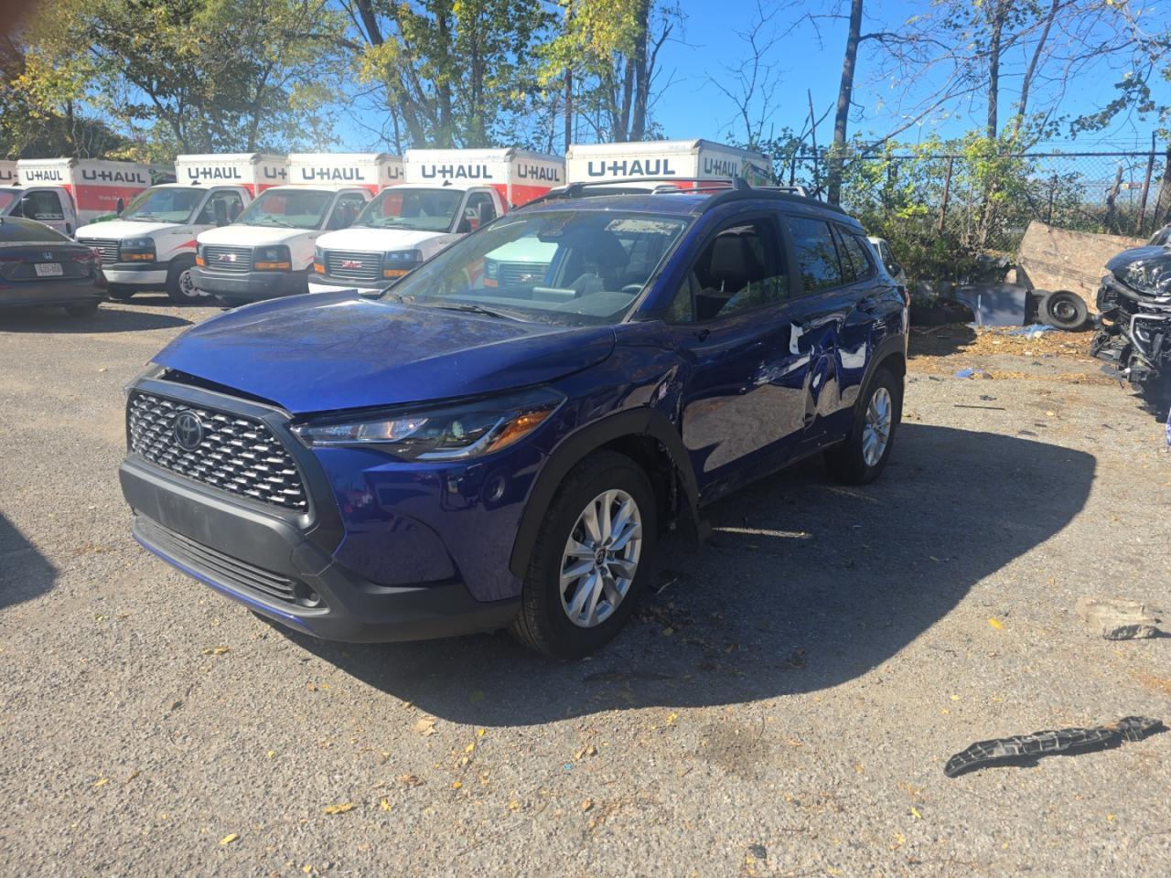 2023 Toyota Corolla Cross Le - Image 2