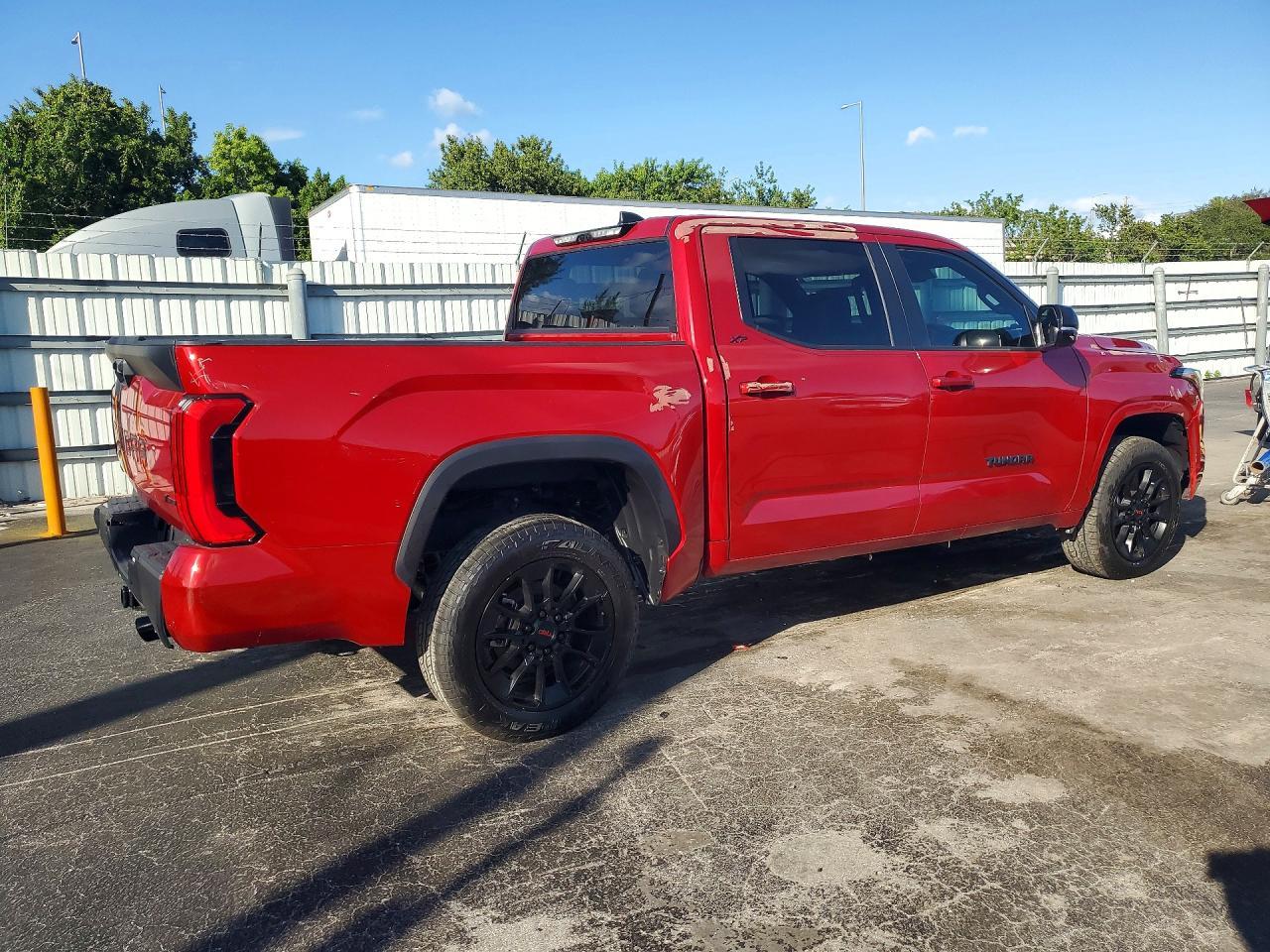 2025 Toyota Tundra Sr5 - Image 3