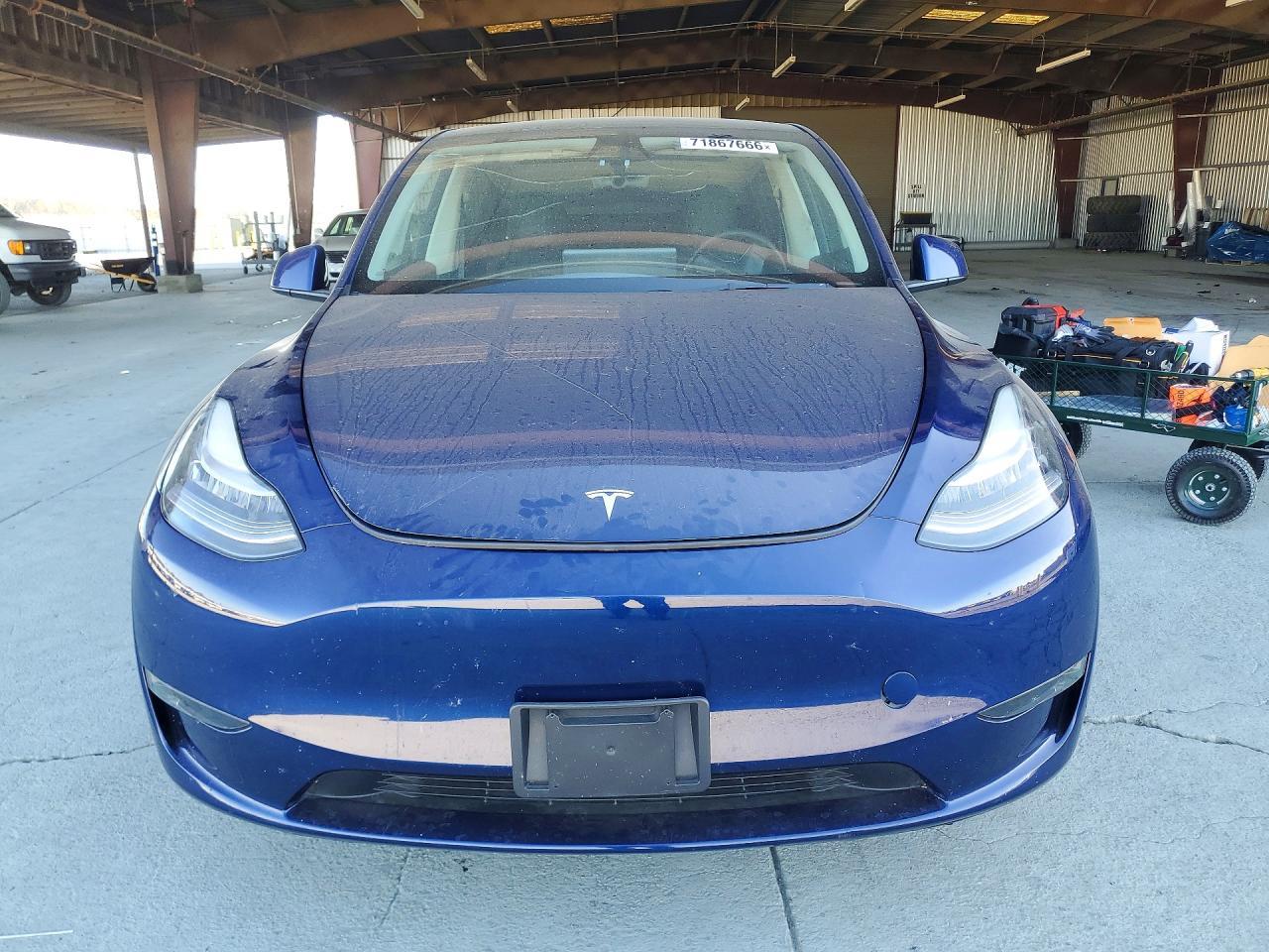 2023 Tesla Model Y - Image 5