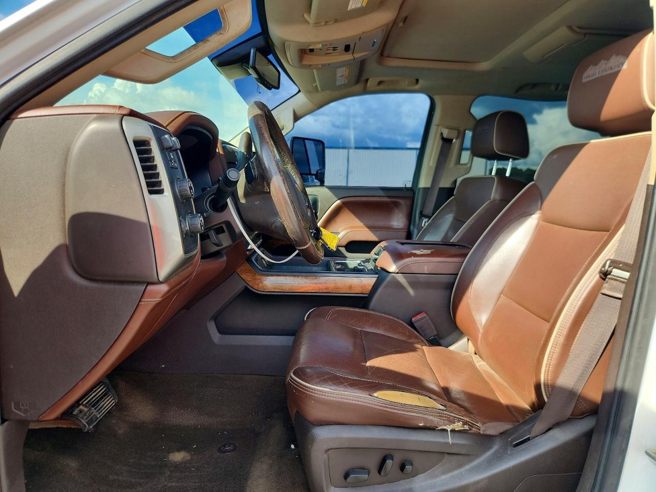 2016 Chevrolet Silverado K2500 High Country - Image 7