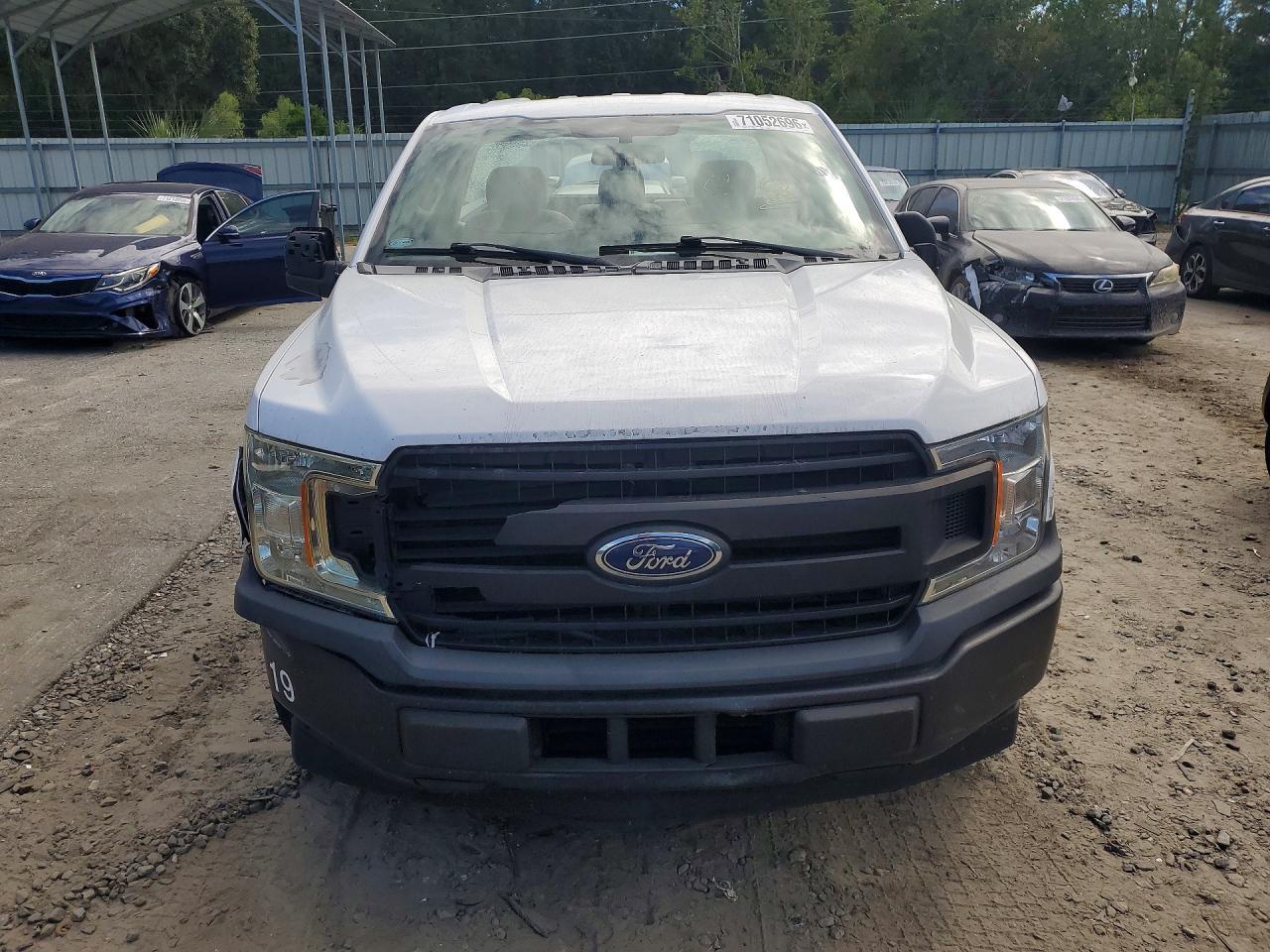 2018 Ford F150 - Фото 5