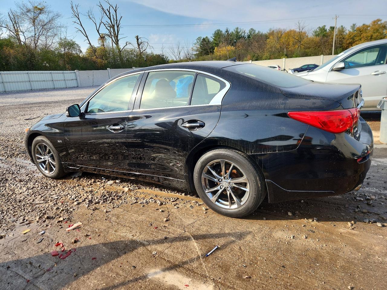 2017 Infiniti Q50 3.0T Signature Edition - Фото 2