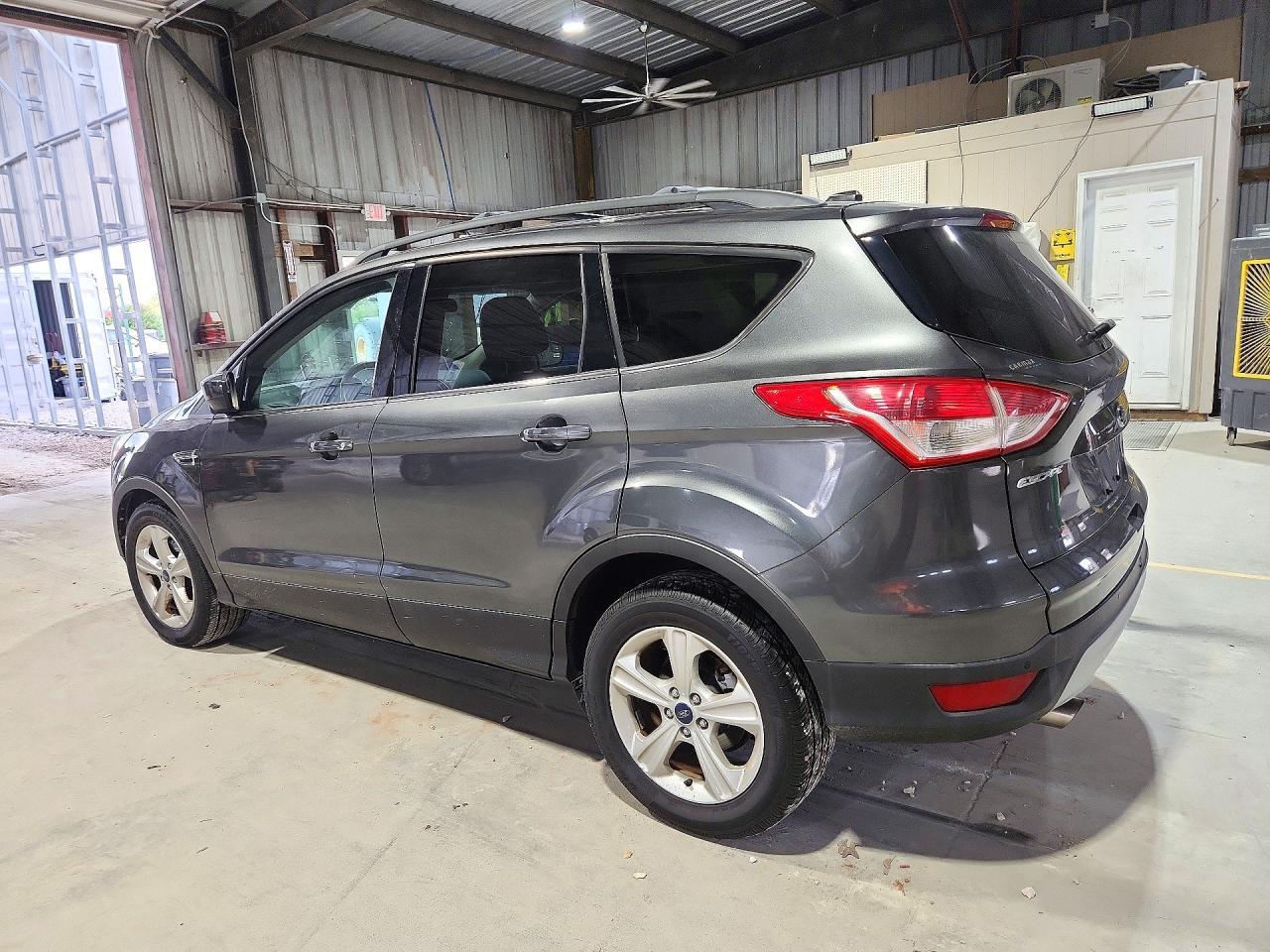 2016 Ford Escape Se - Image 2