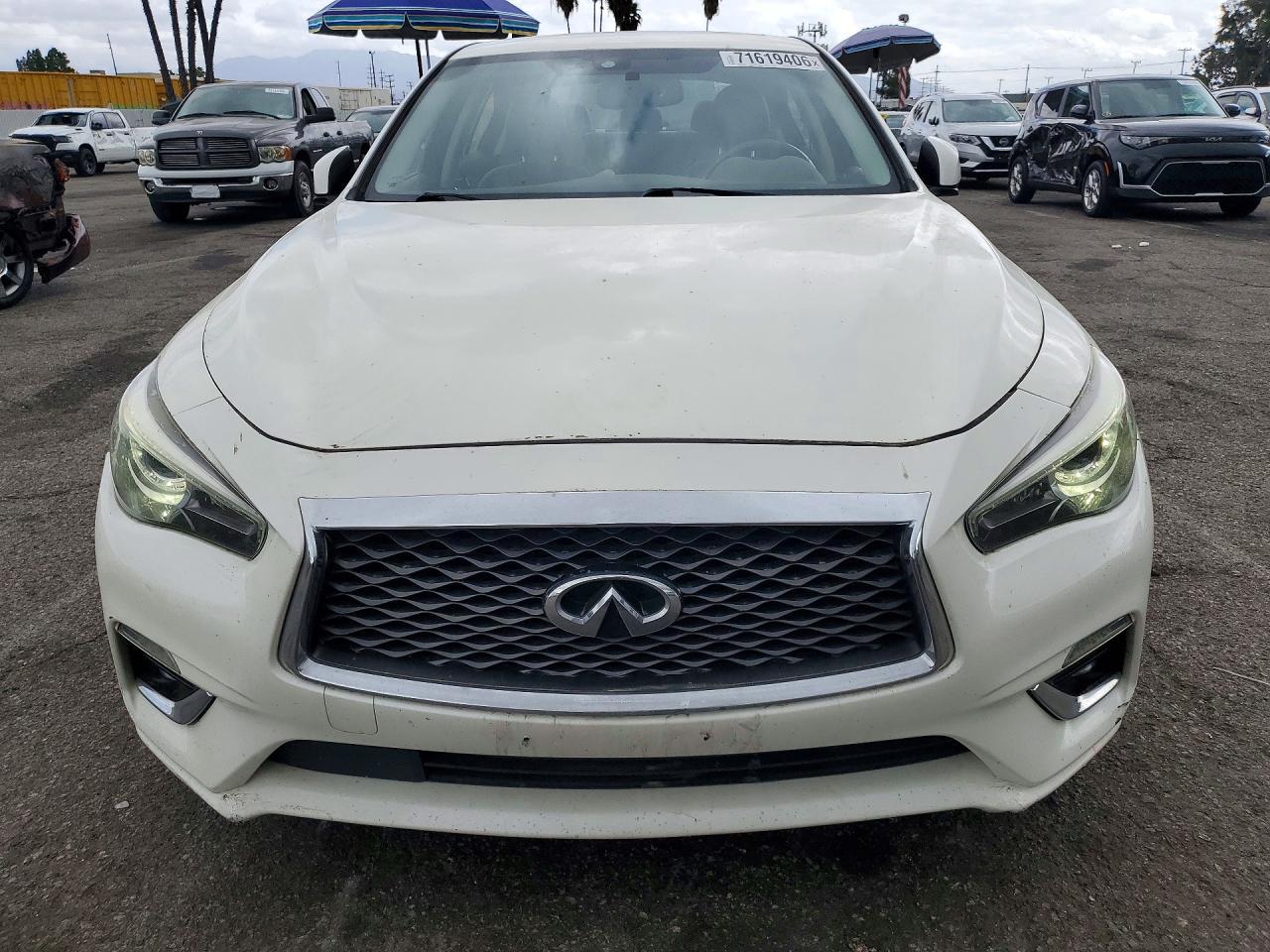 2019 Infiniti Q50 3.0T Luxe - Фото 5