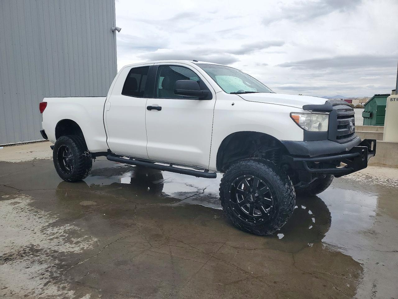 2013 Toyota Tundra Double Cab Sr5 - Image 4