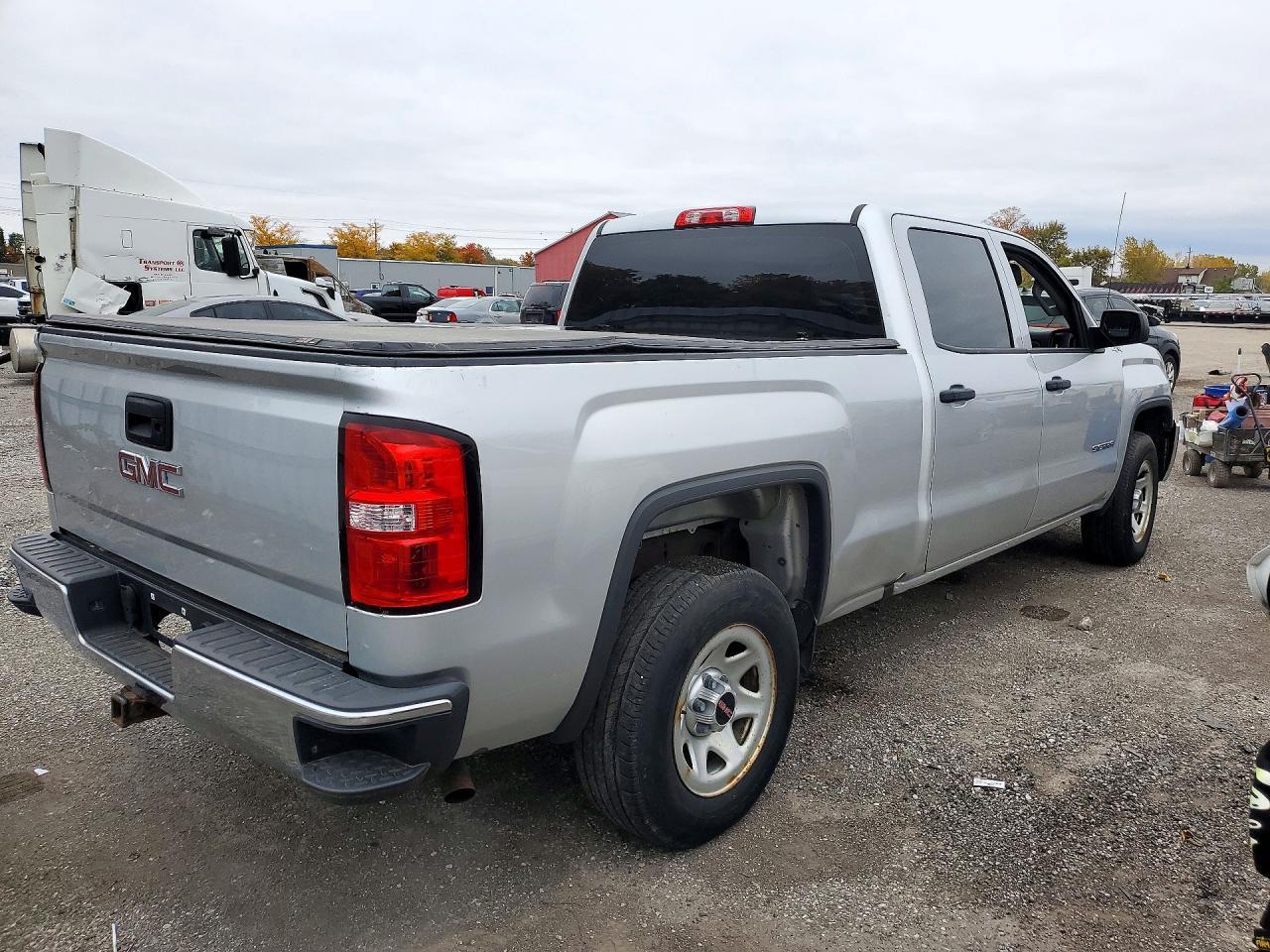 2018 GMC Sierra K1500 - Image 3