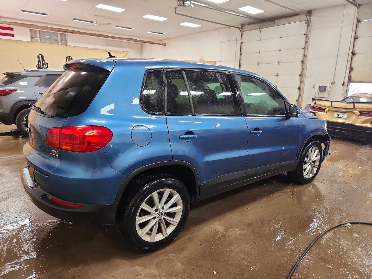 2017 Volkswagen Tiguan S - Image 3