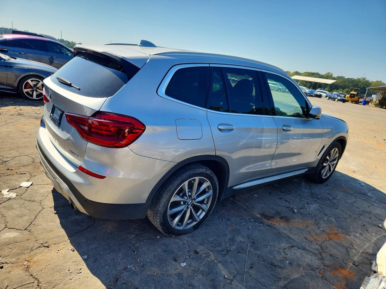 2019 BMW X3 Sdrive30I - Фото 3