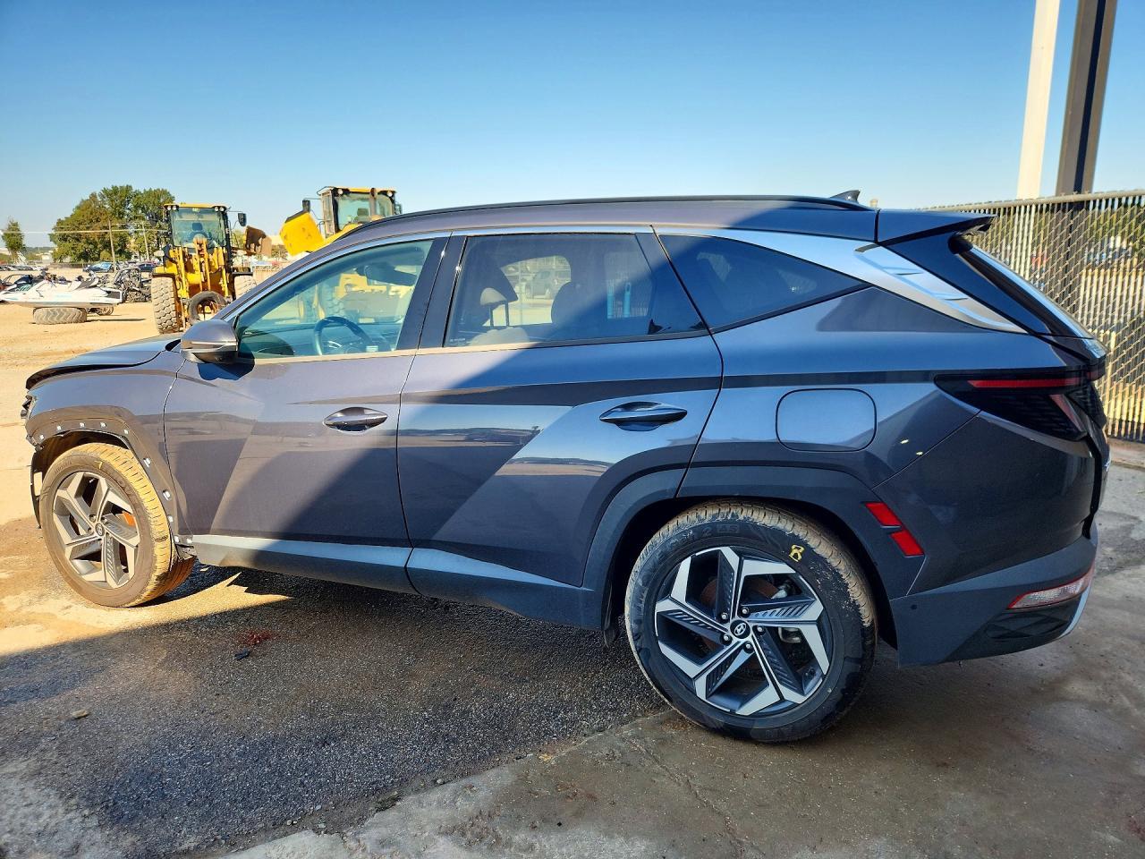 2022 Hyundai Tucson Limited - Image 2