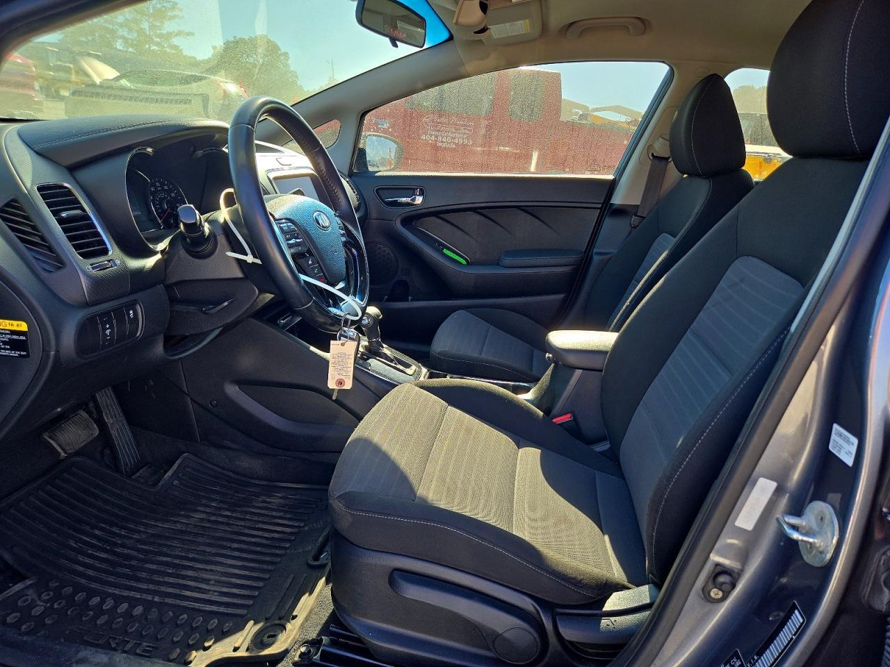 2018 Kia Forte S - Image 7