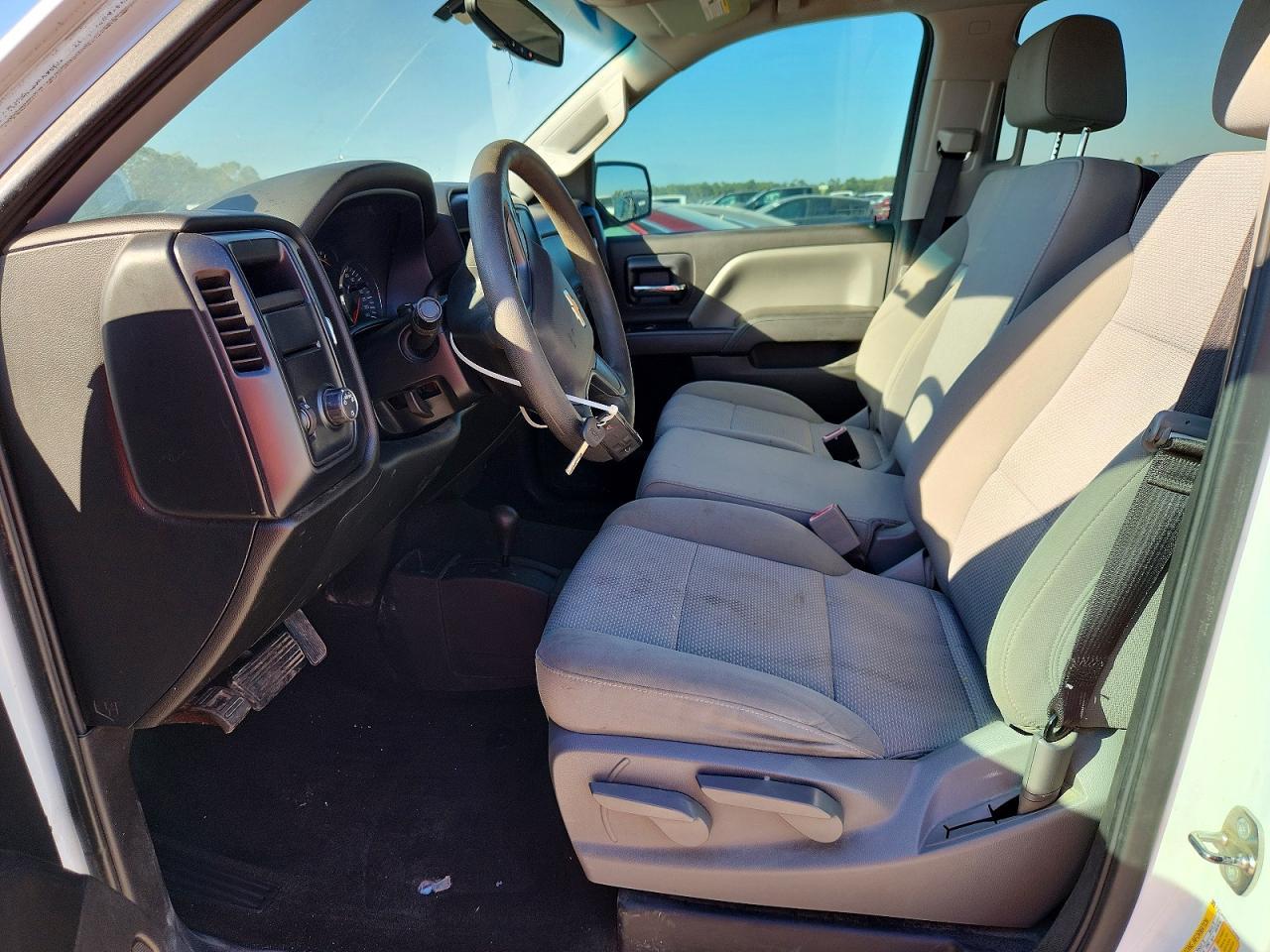 2018 Chevrolet Silverado K1500 Custom - Image 7